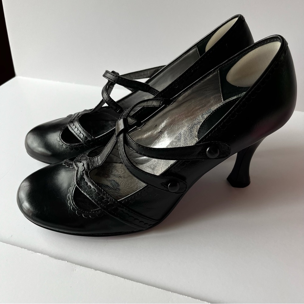 Black Vintage Mary Jane Heels